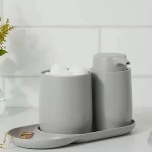 NWT 3pc Gray Bath Bundle Set Soap Tray & Pump & Canister - Room Essentials